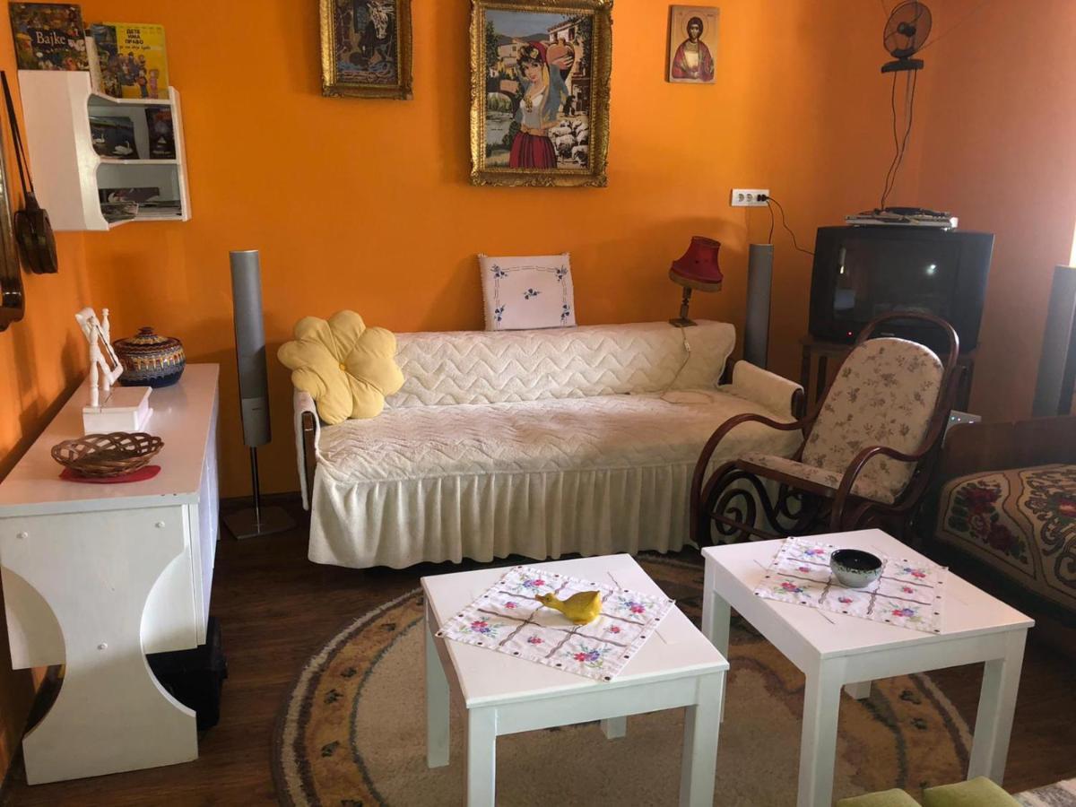Salas Gnijezdo Bačka Palanka Dış mekan fotoğraf